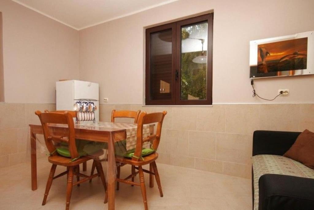 Murin Delfin Apartman Umag Kültér fotó